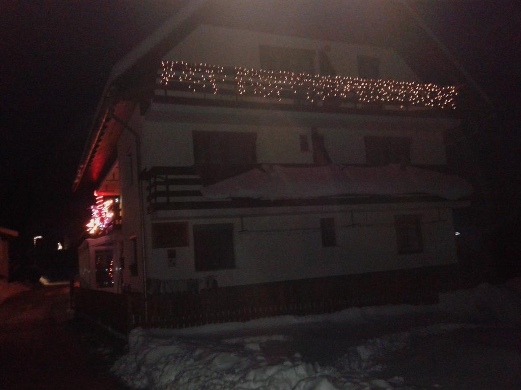 בוהין Guest House Znidar מראה חיצוני תמונה