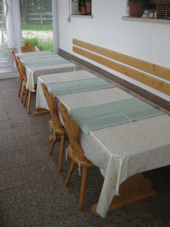 בוהין Guest House Znidar מראה חיצוני תמונה