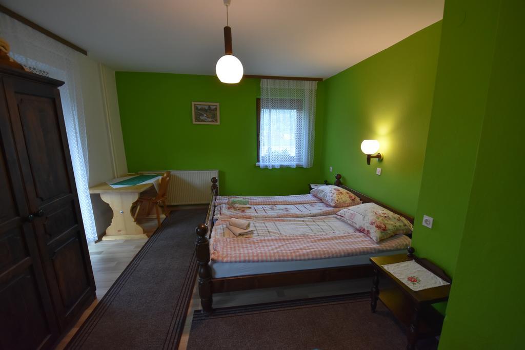 בוהין Guest House Znidar מראה חיצוני תמונה